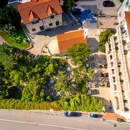 Arbiana Heritage Hotel Rab Town Exterior photo