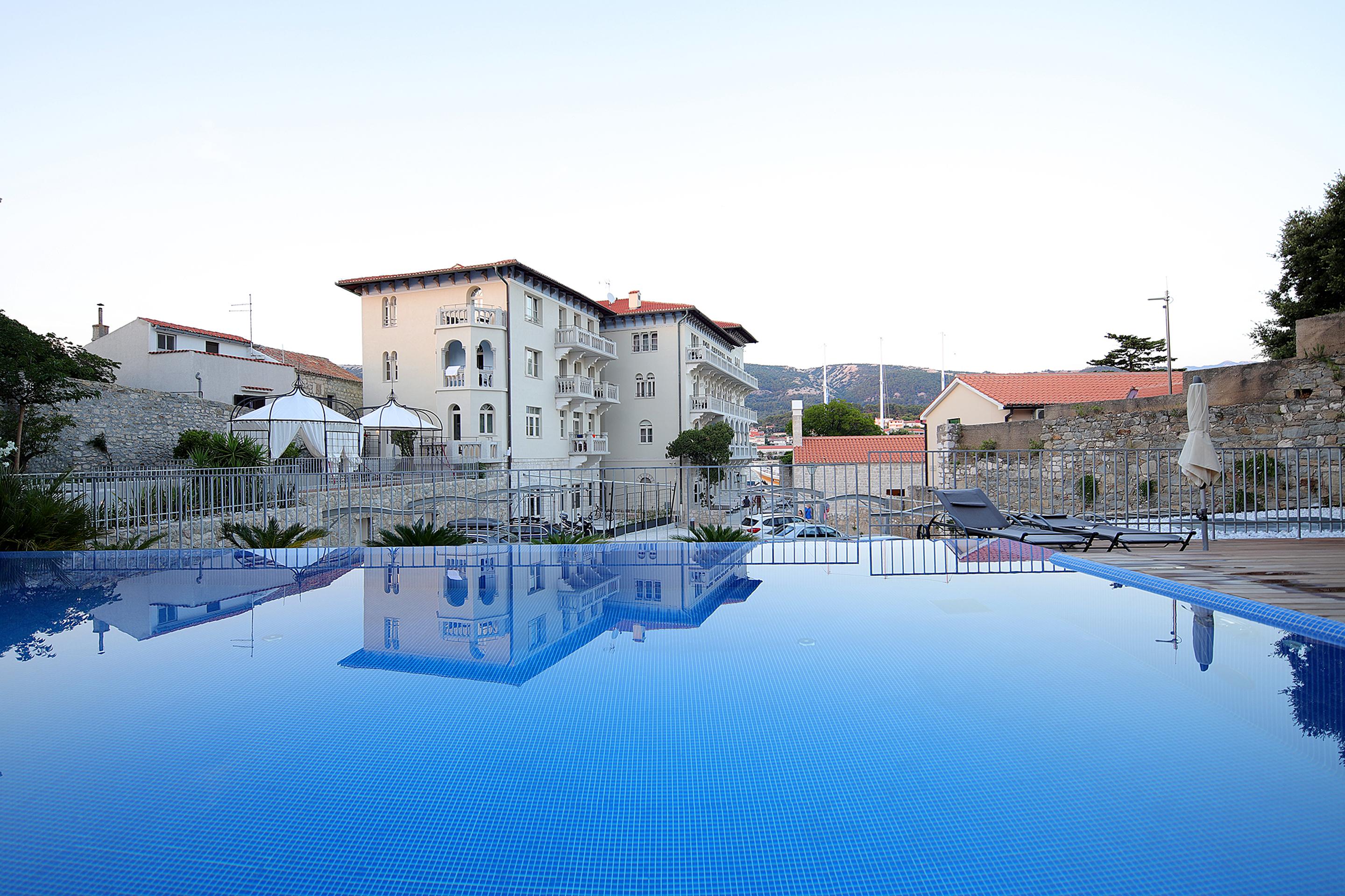 Arbiana Heritage Hotel Rab Town Exterior photo