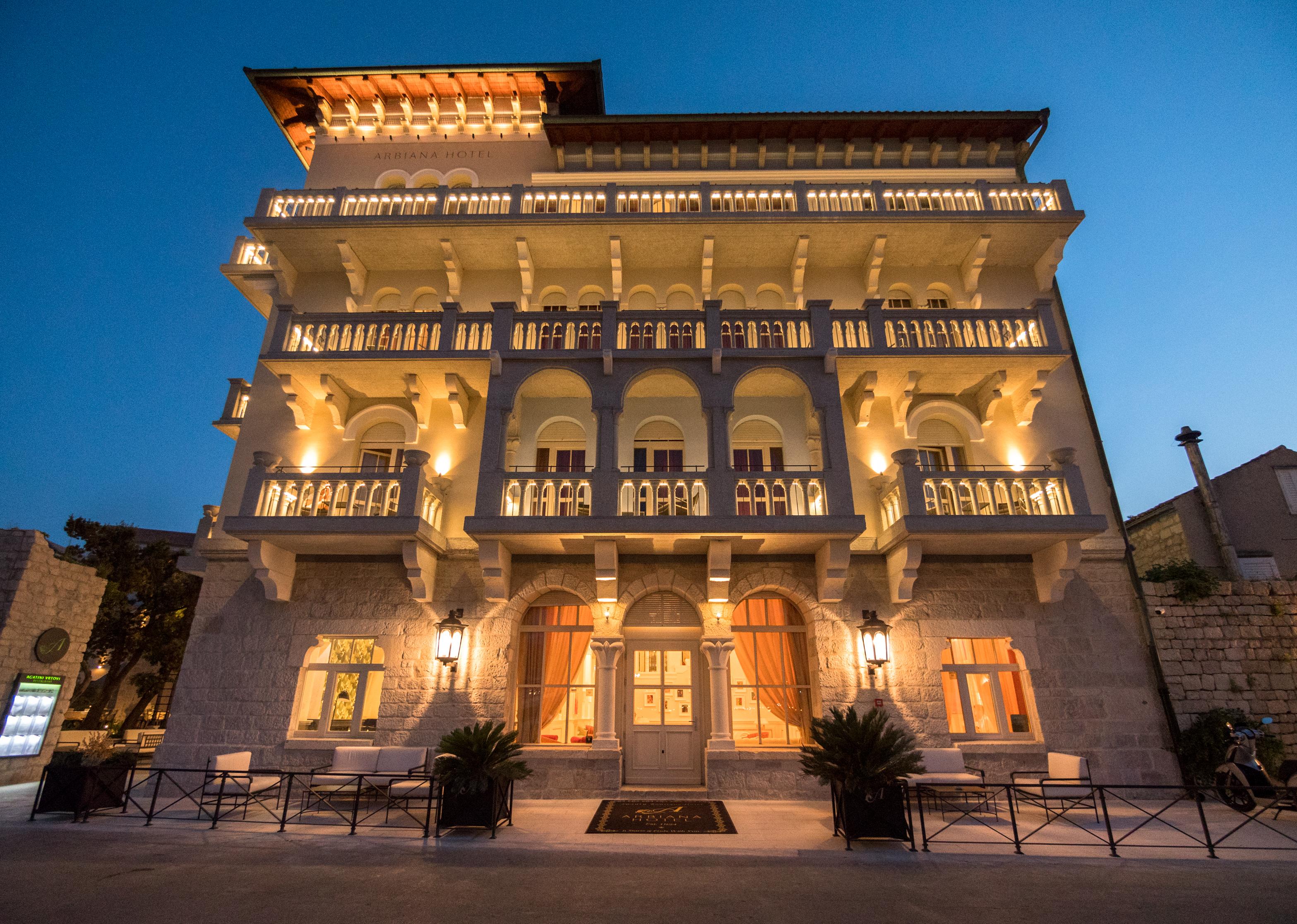 Arbiana Heritage Hotel Rab Town Exterior photo